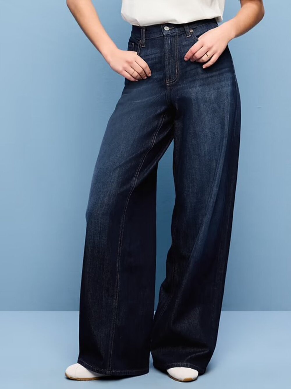 Old Navy High Waisted Baggy Wide Leg Jeans